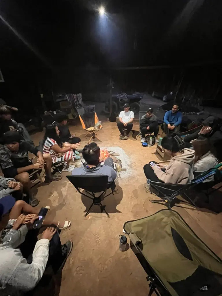 circle of words with mambe and ambil